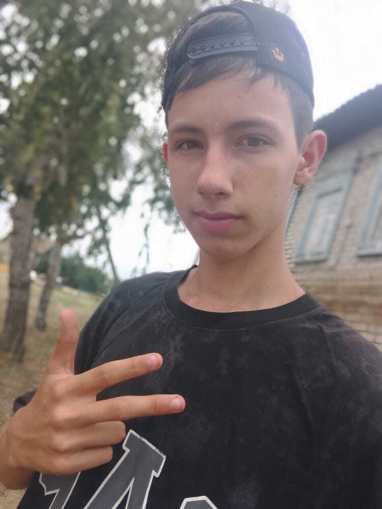  53276781  , 18 ,    