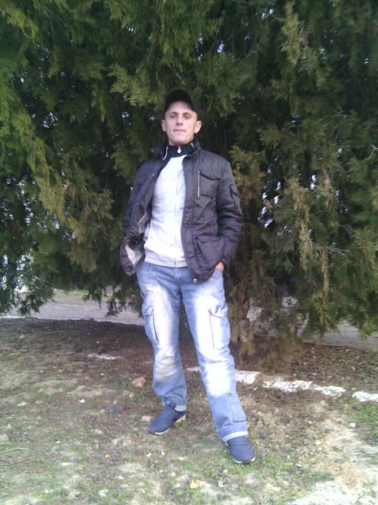  15571981  VLADNMNR, 37 ,    