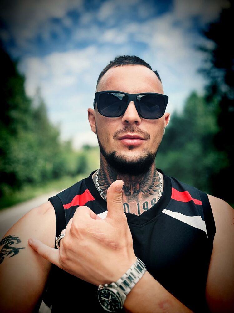 ,   Dmitriy, 35 ,   ,   
