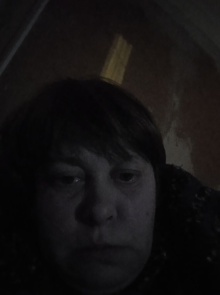  32564621  Anna, 41 ,    -