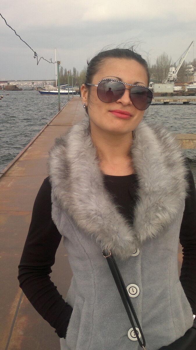  5334561  Nina, 35 ,    