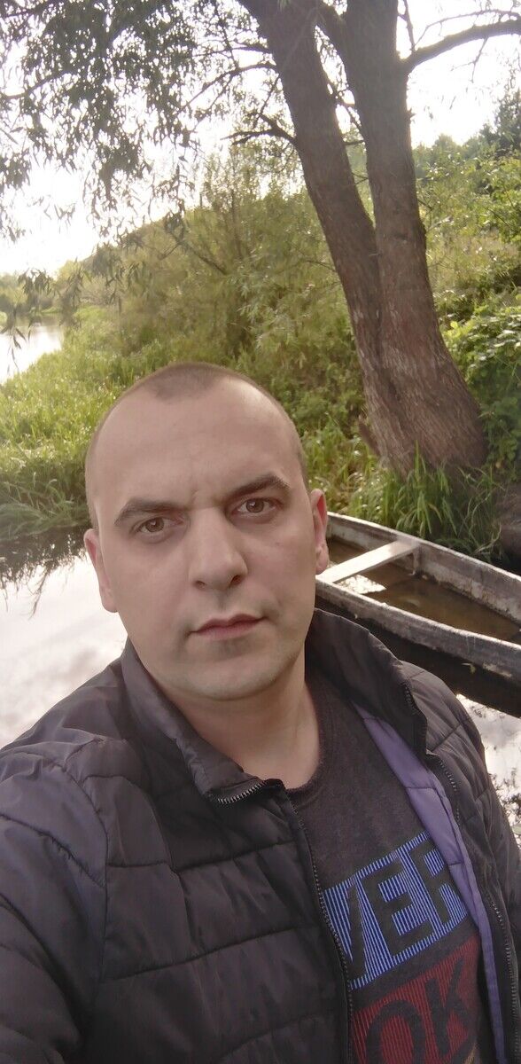  21540431  , 37 ,    