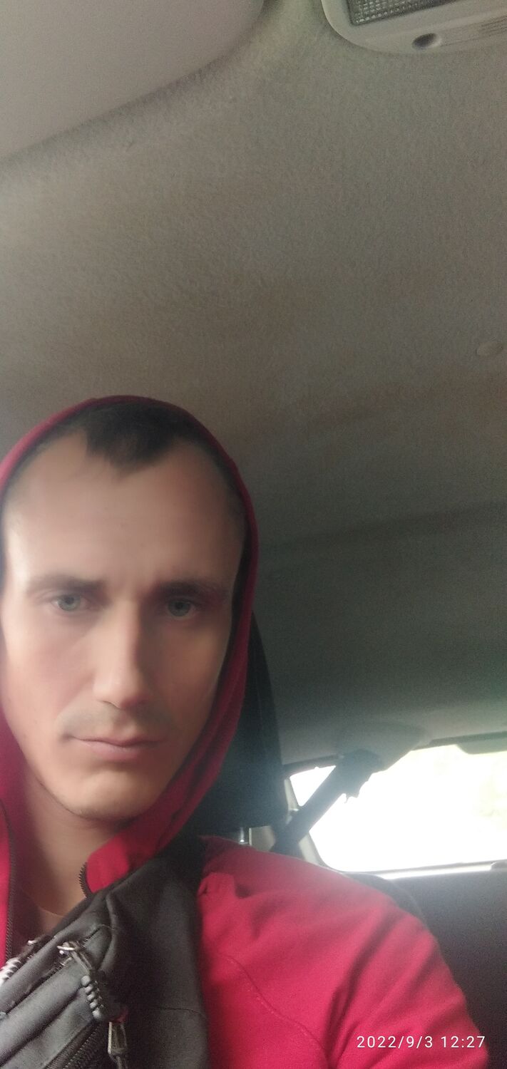  29013461  King, 34 ,    