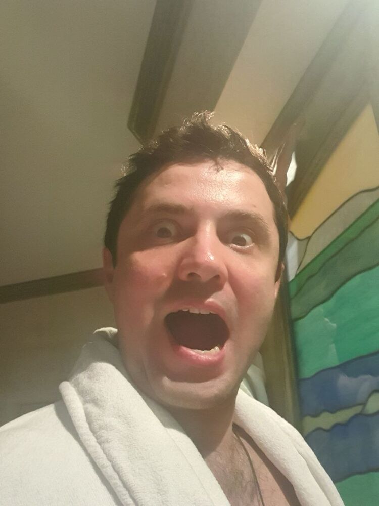  44137121  , 33 ,    