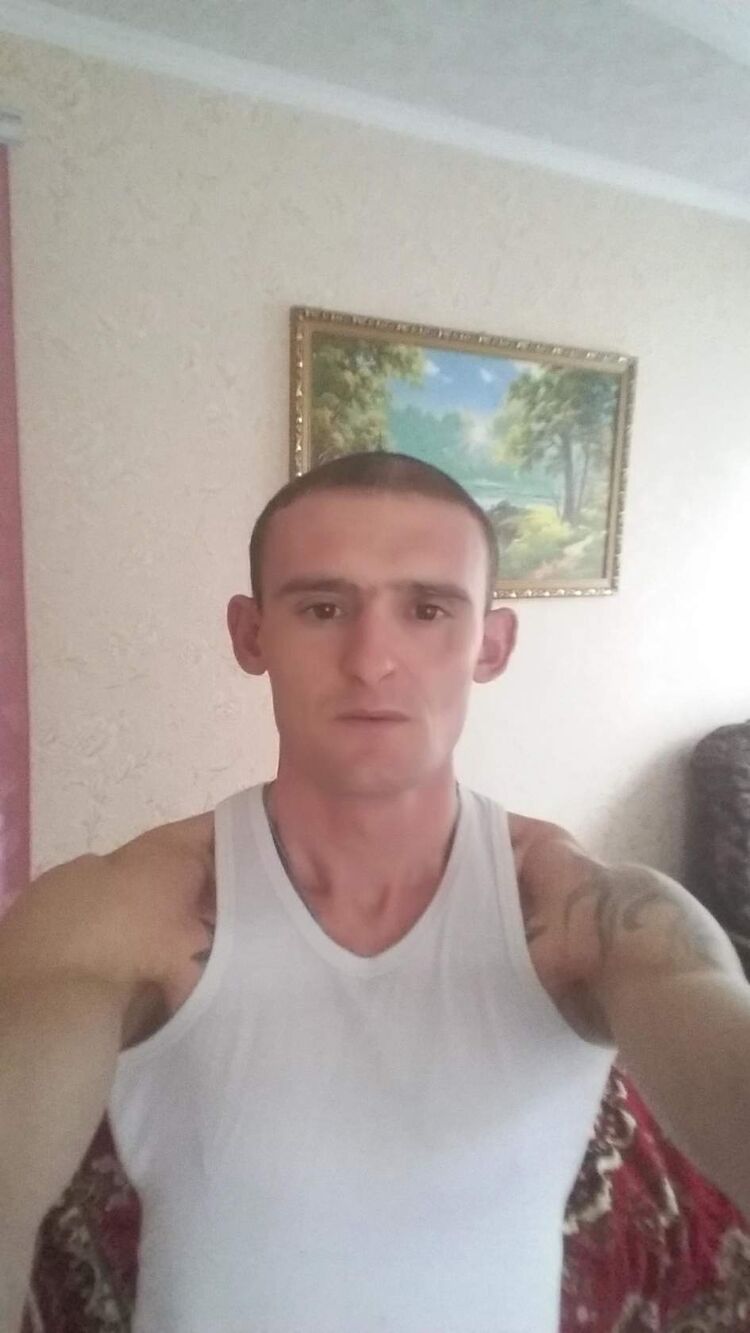  49439761  , 37 ,    
