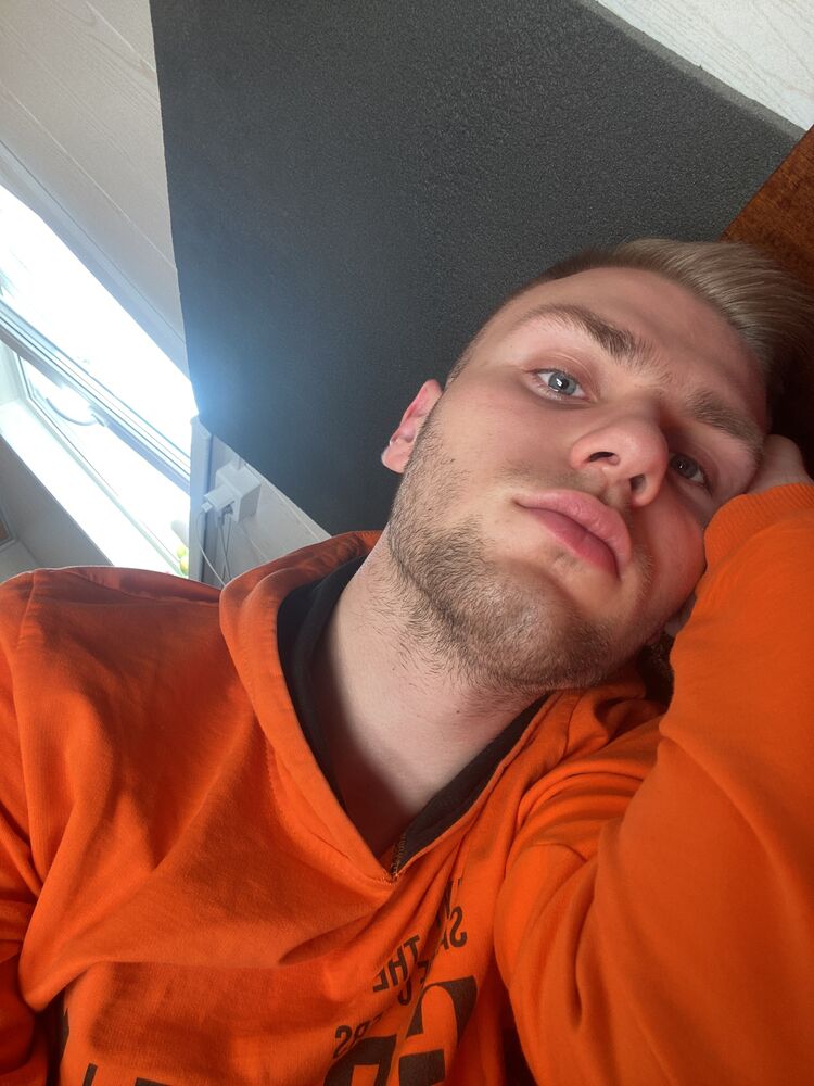  -,   , 22 ,   ,   