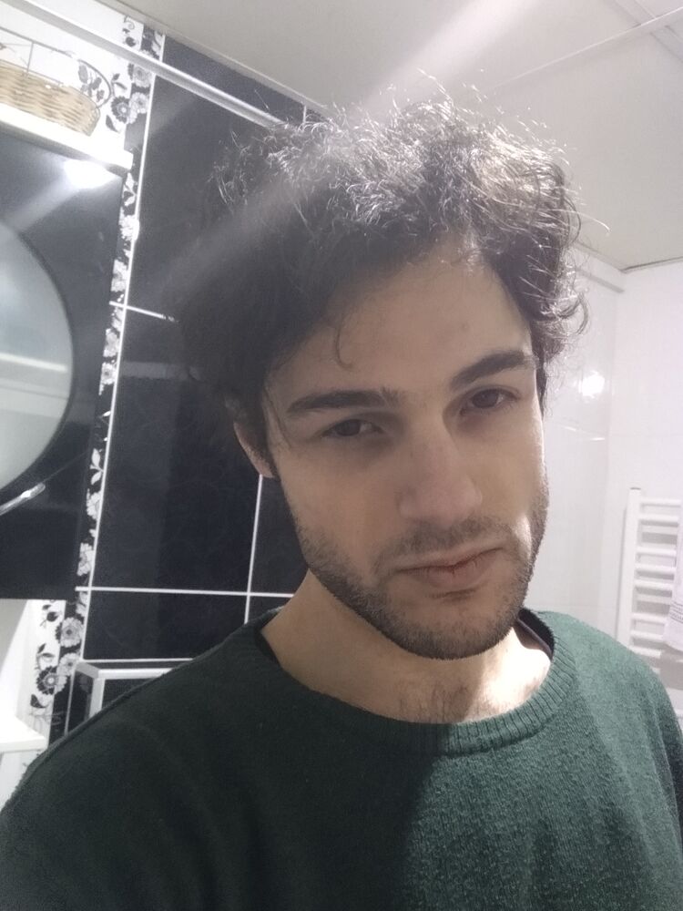  44479001  Hakan, 27 ,    ?