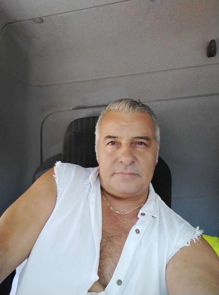  34107681  Dado, 57 ,    Azor