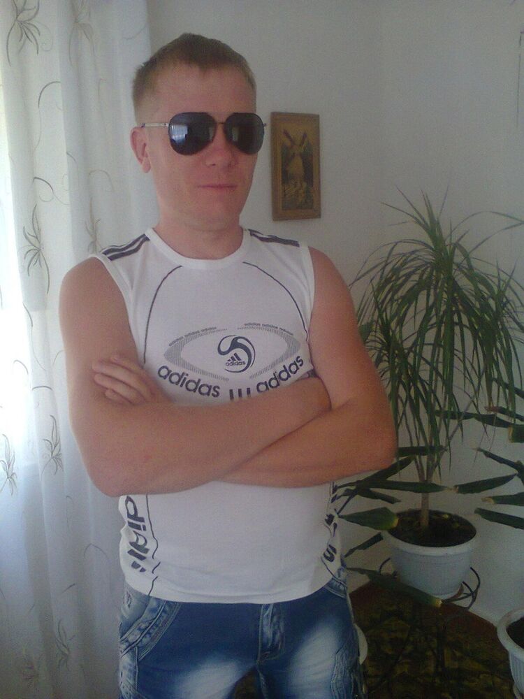  11375031  Oleg, 40 ,    