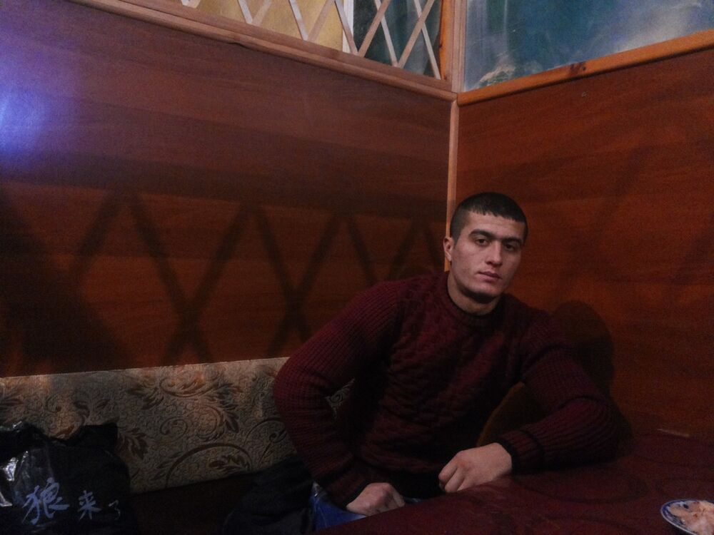  5385321  Bexruz, 36 ,    