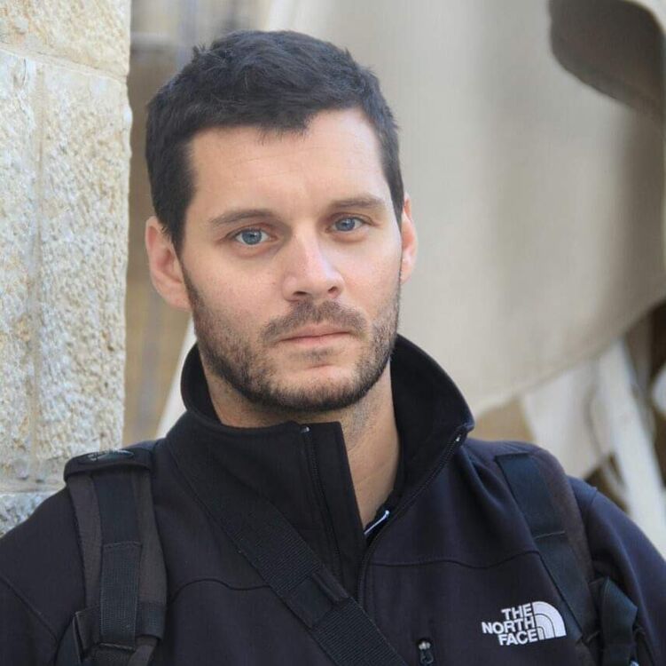  Azor,   , 40 ,   ,   , c 