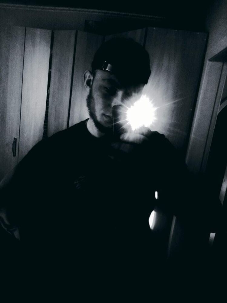  31323801  , 24 ,    