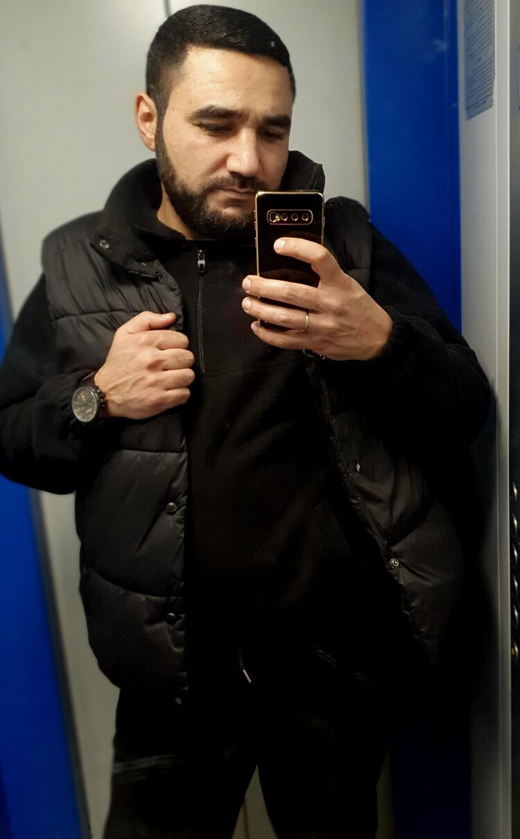  42904441  , 38 ,    