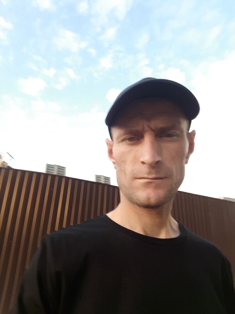  45940691  Ivan friniuc, 37 ,    