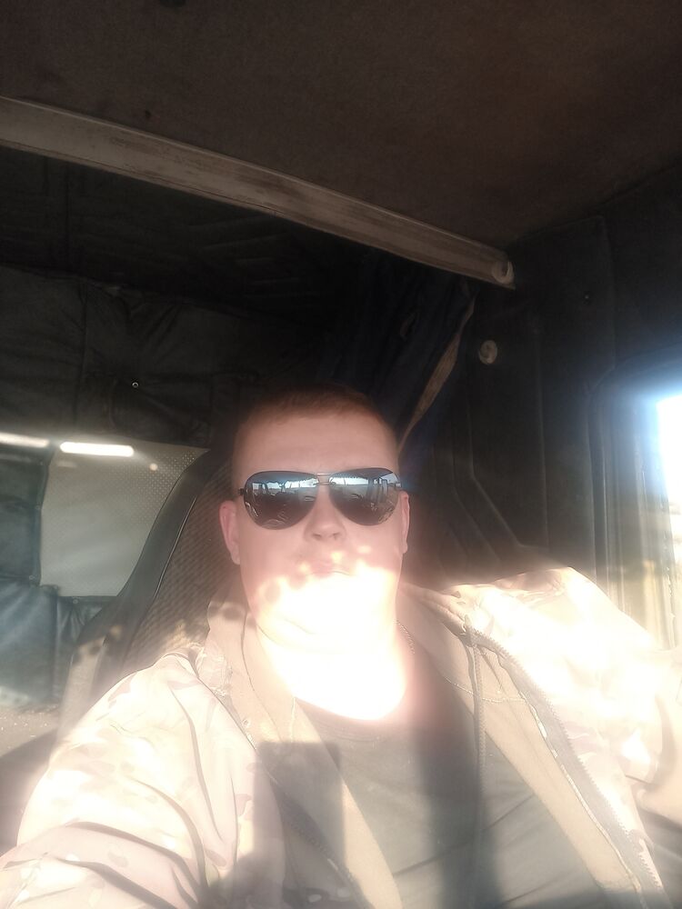  38033941  , 37 ,    