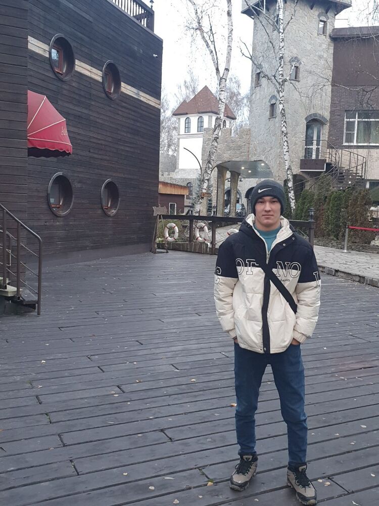  52984071  Asad, 23 ,    