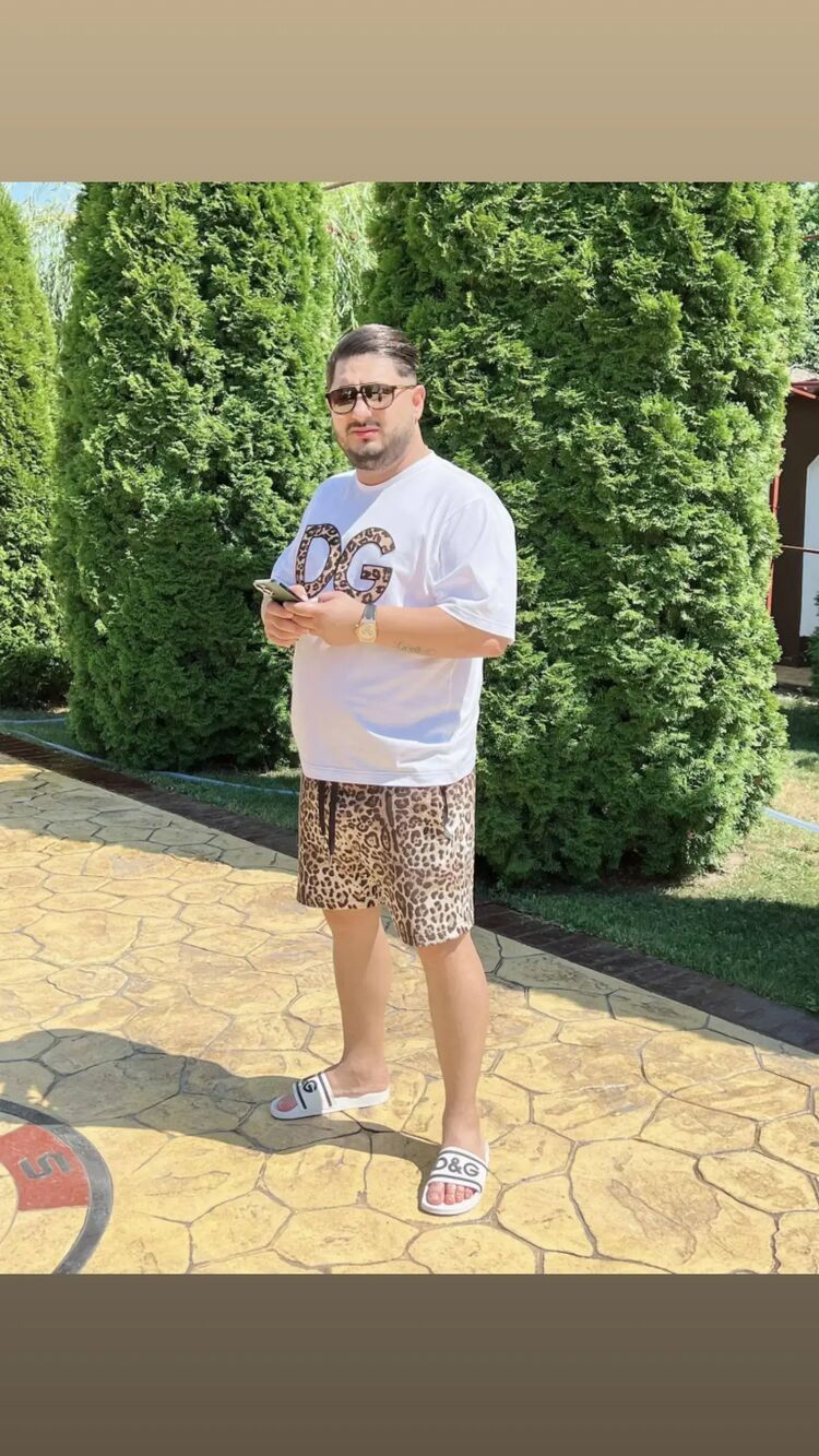  50426681  Carlos, 36 ,    