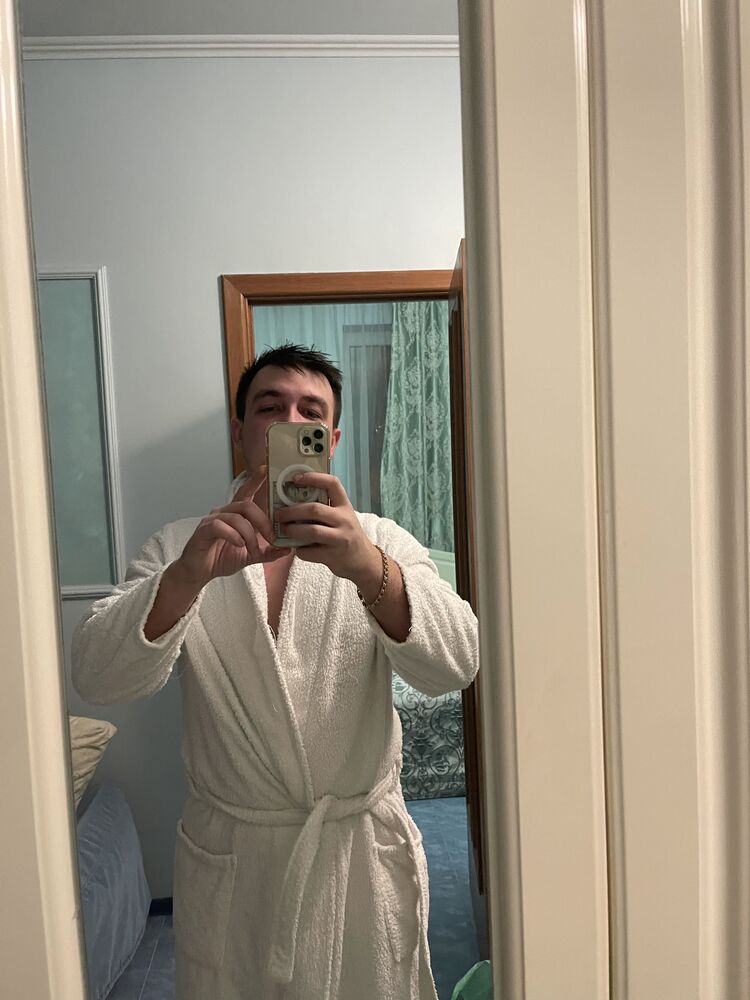  43263971  Sergei, 29 ,    