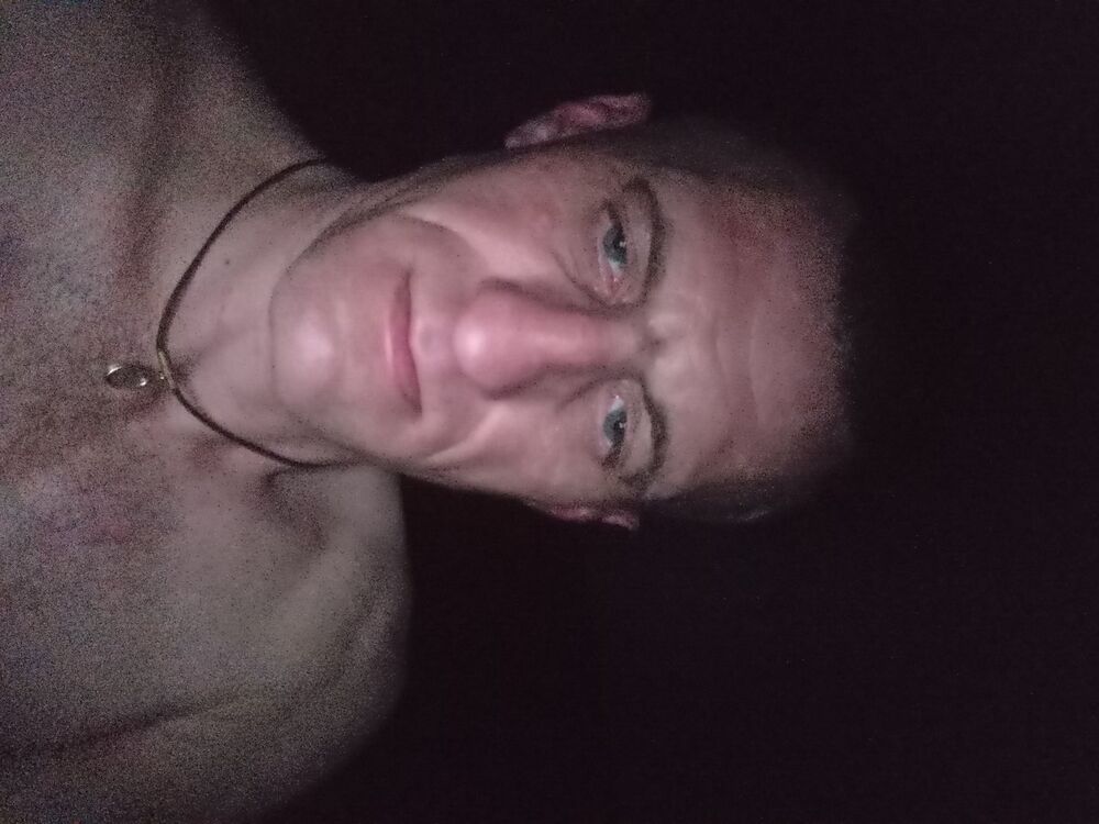  51060081  Qwer, 43 ,    