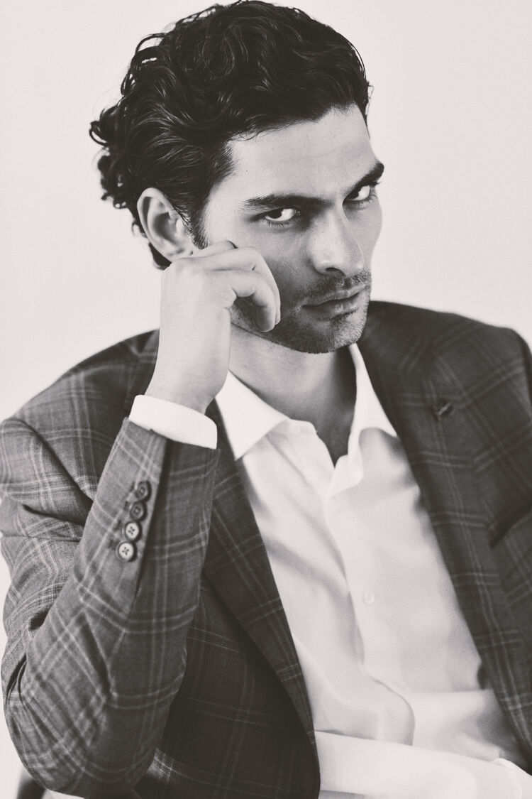  54629101  Armen, 22 ,    