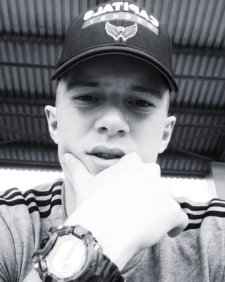  ,   Sergey, 27 ,   ,   , c , 