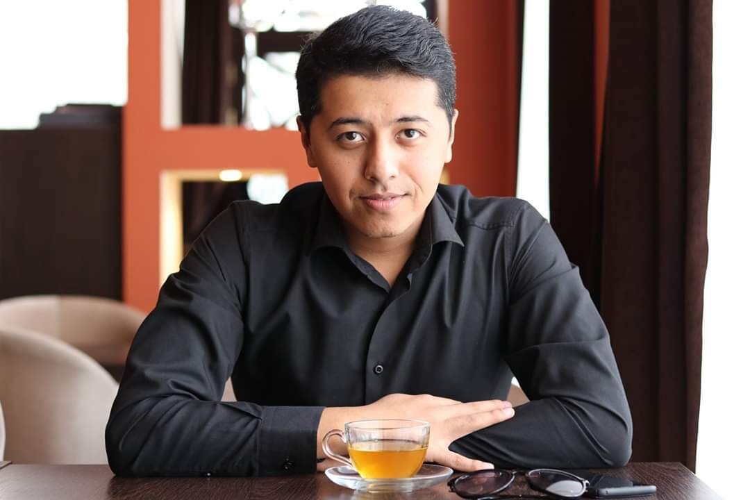  ,   Parviz, 32 ,   ,   
