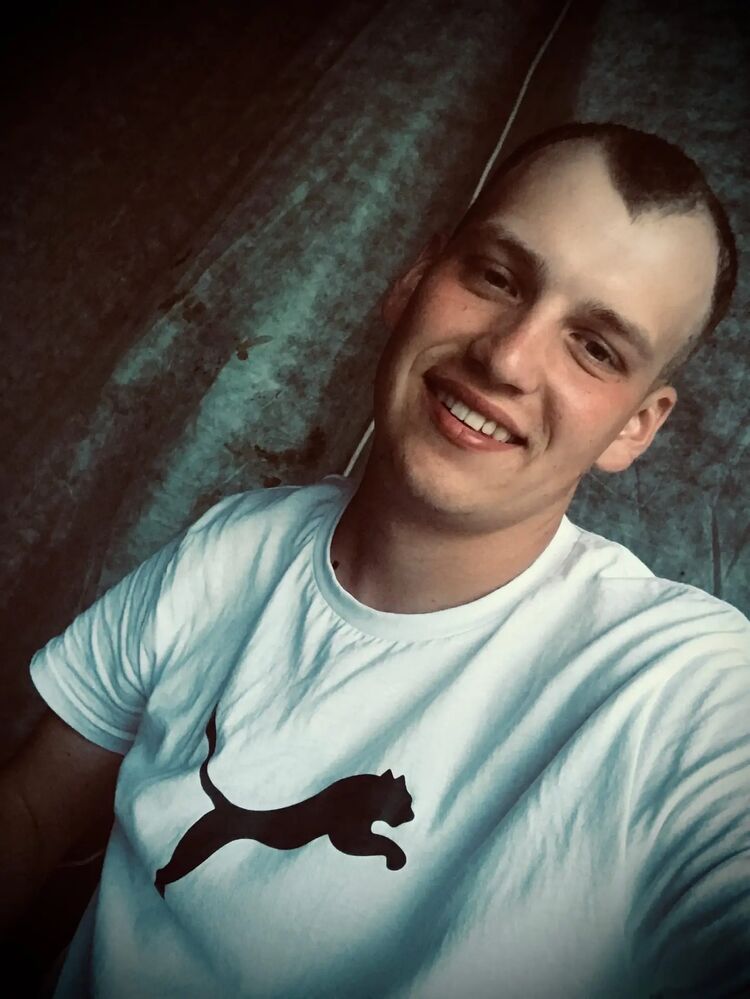  43368091  Alexey, 23 ,    