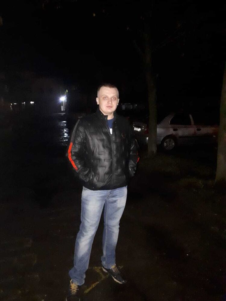  41237481  , 36 ,    