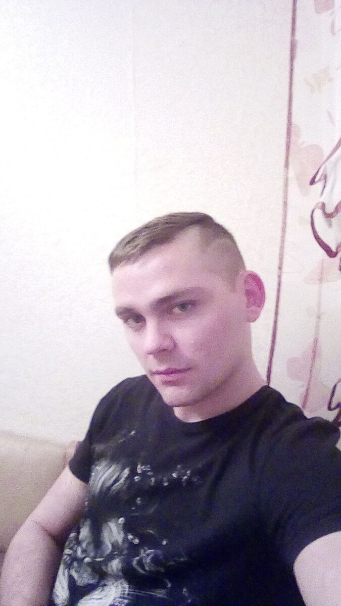  ,   Robert, 30 ,  