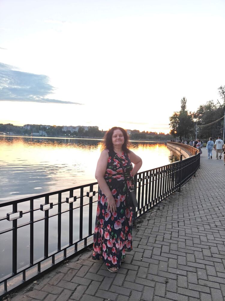  53748831  Valentina, 64 ,    