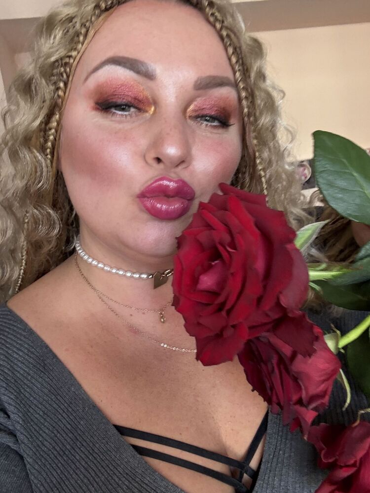  ,   Queen, 31 ,   ,   , c 