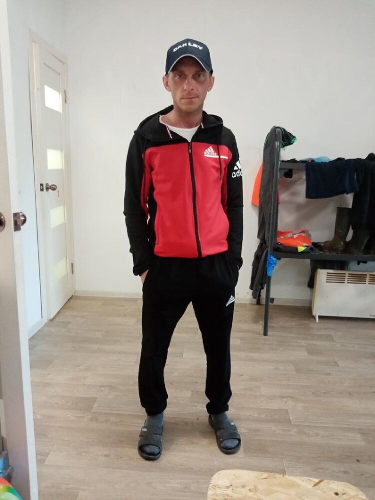  39985351  , 43 ,    