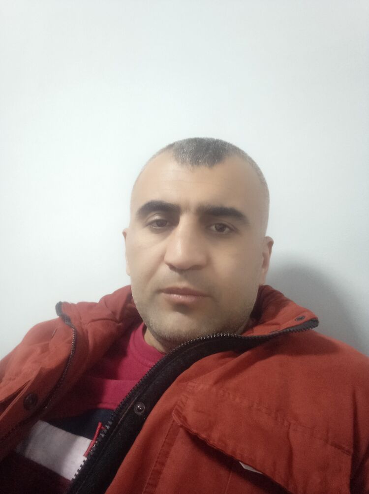  25154891  Ali, 38 ,    Kozienice