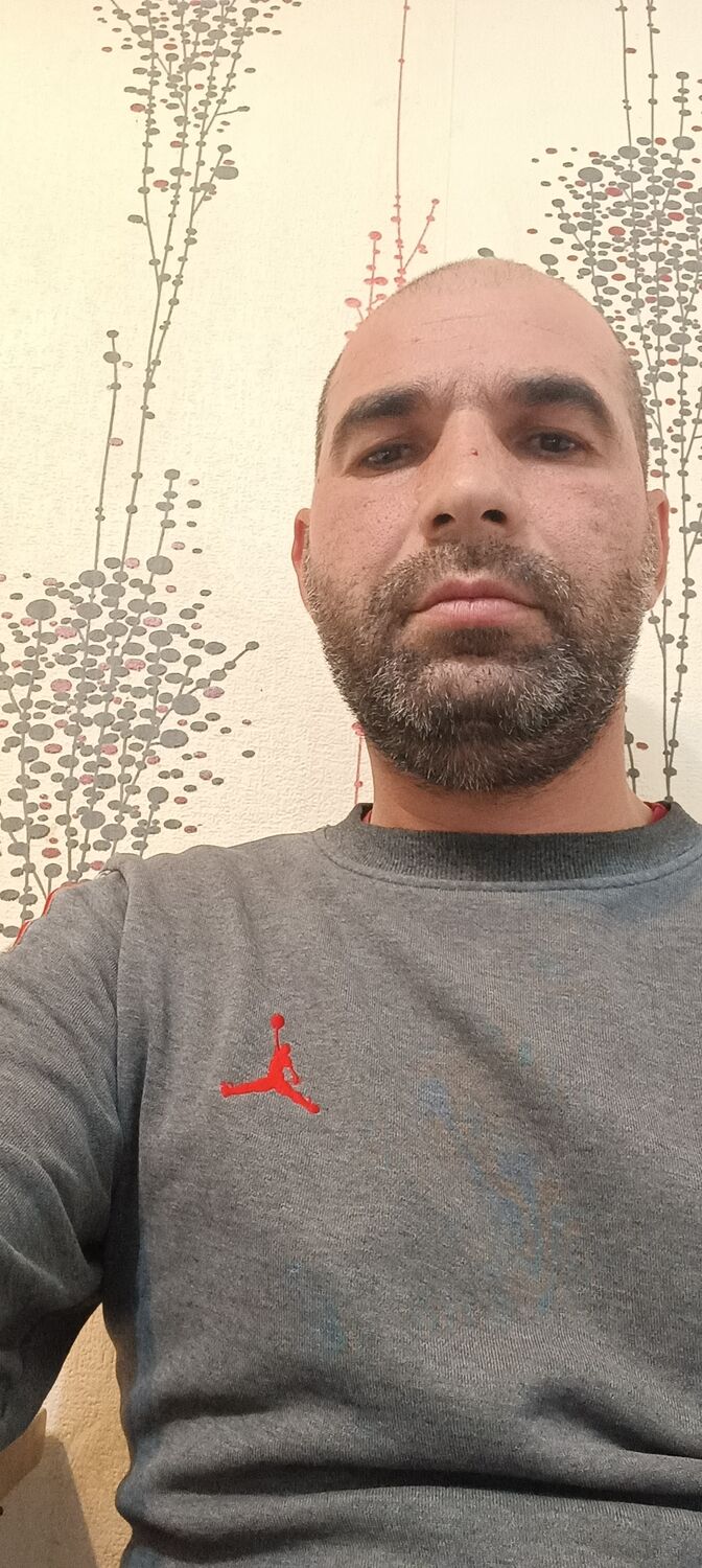  29974241  , 39 ,     