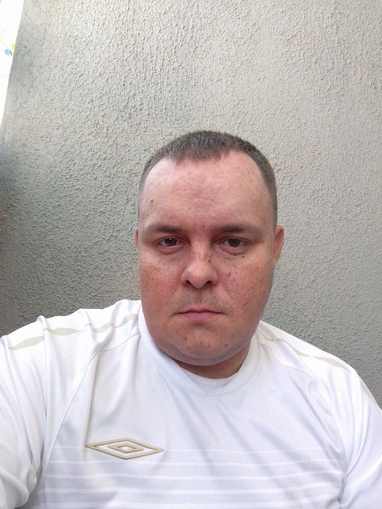  53854051  Bateksanek, 31 ,    