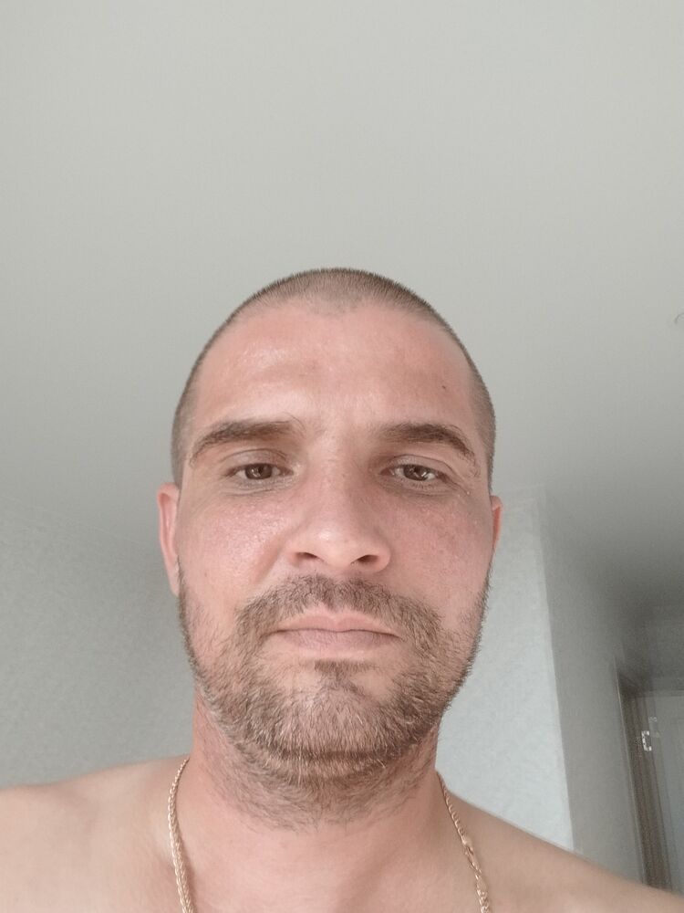  44068021  , 42 ,    