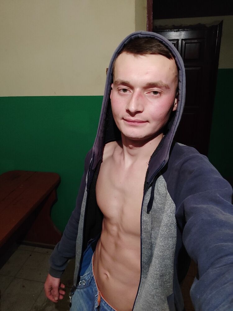  21758141  , 25 ,    