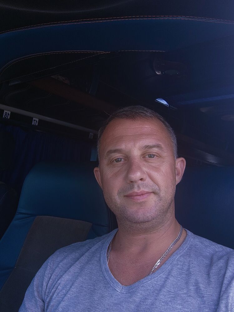  46531461  , 42 ,    