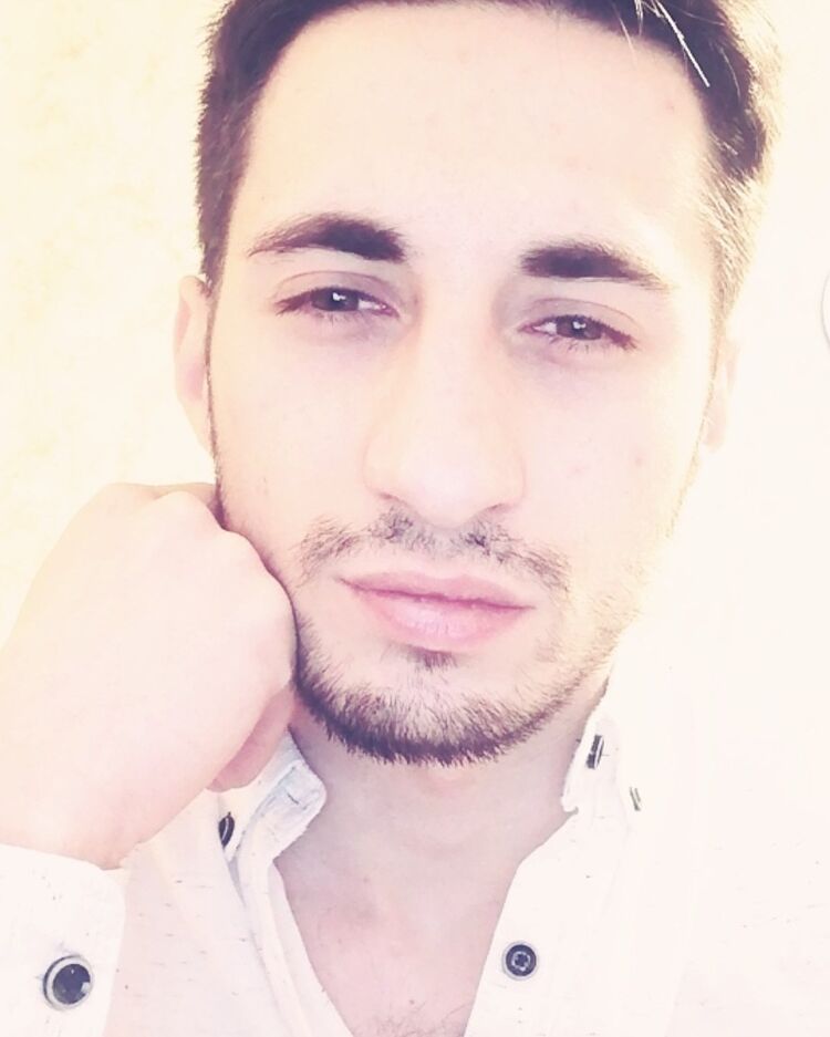  ,   Artem, 28 ,   ,   , c , 