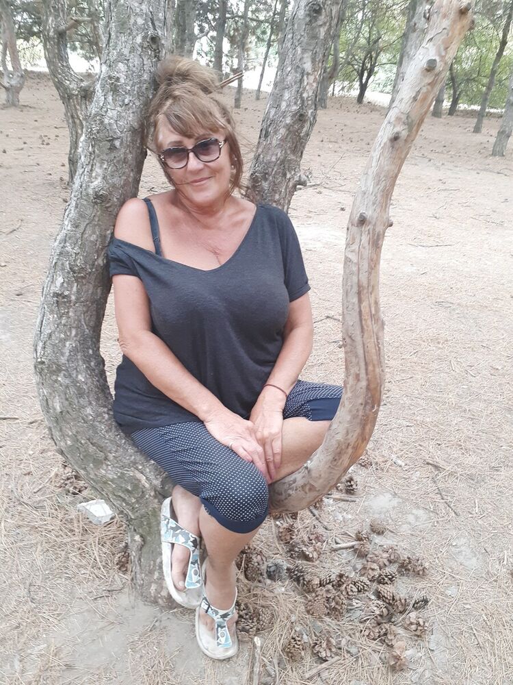  21347491  Olga, 64 ,    