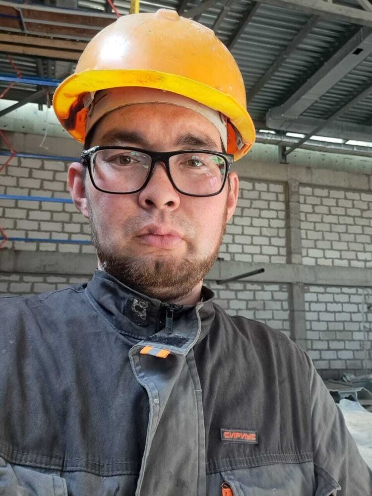  ,   Aset, 32 ,   ,   