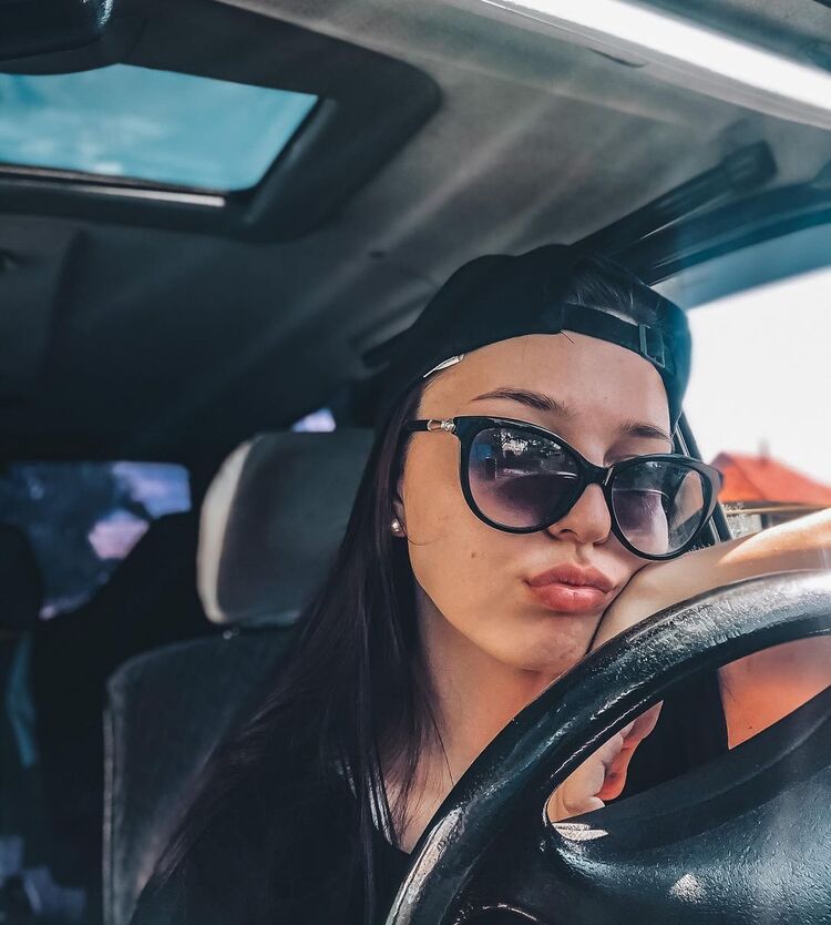  ,   Kisa, 24 ,   c 