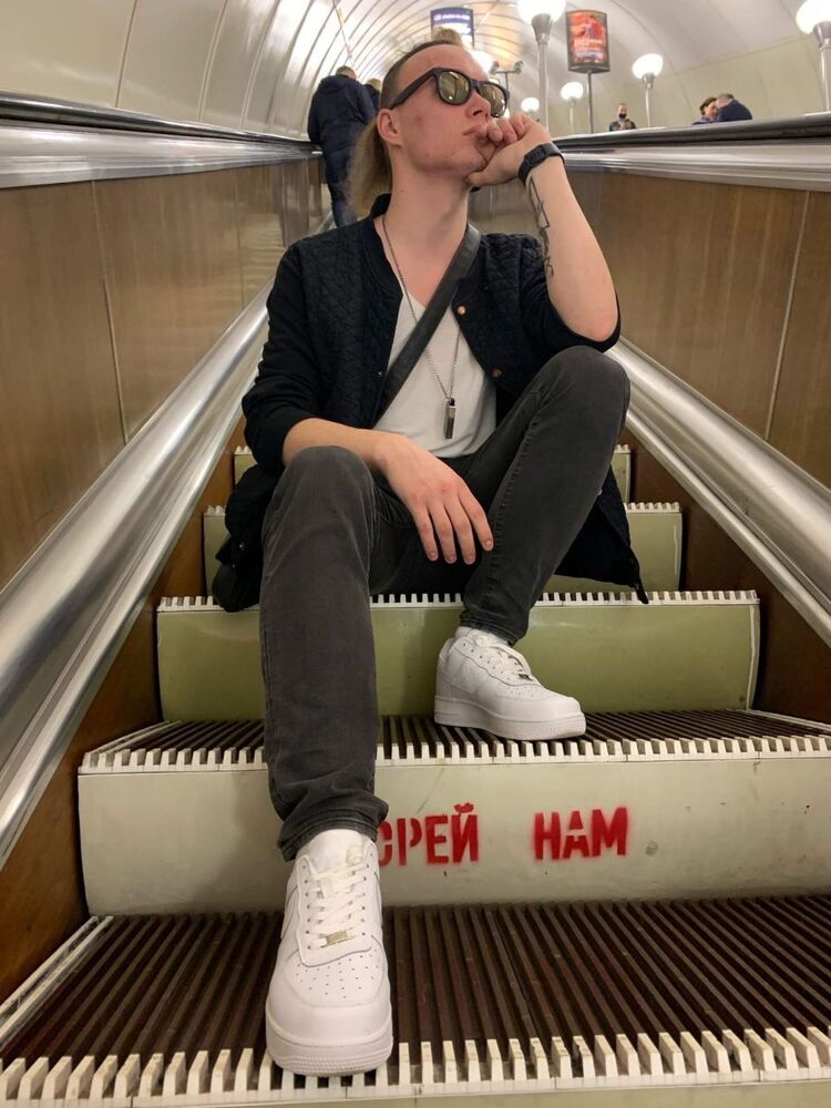 ���� 22992441 ������� Spotroom, 26 ���, ���� ���������� � �����-����������