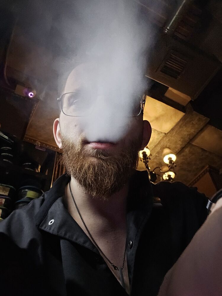  43721601  , 28 ,    