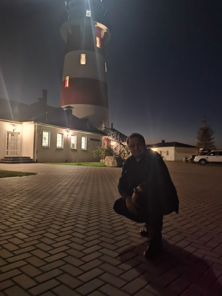  ,   Anton, 33 ,   ,   , c 