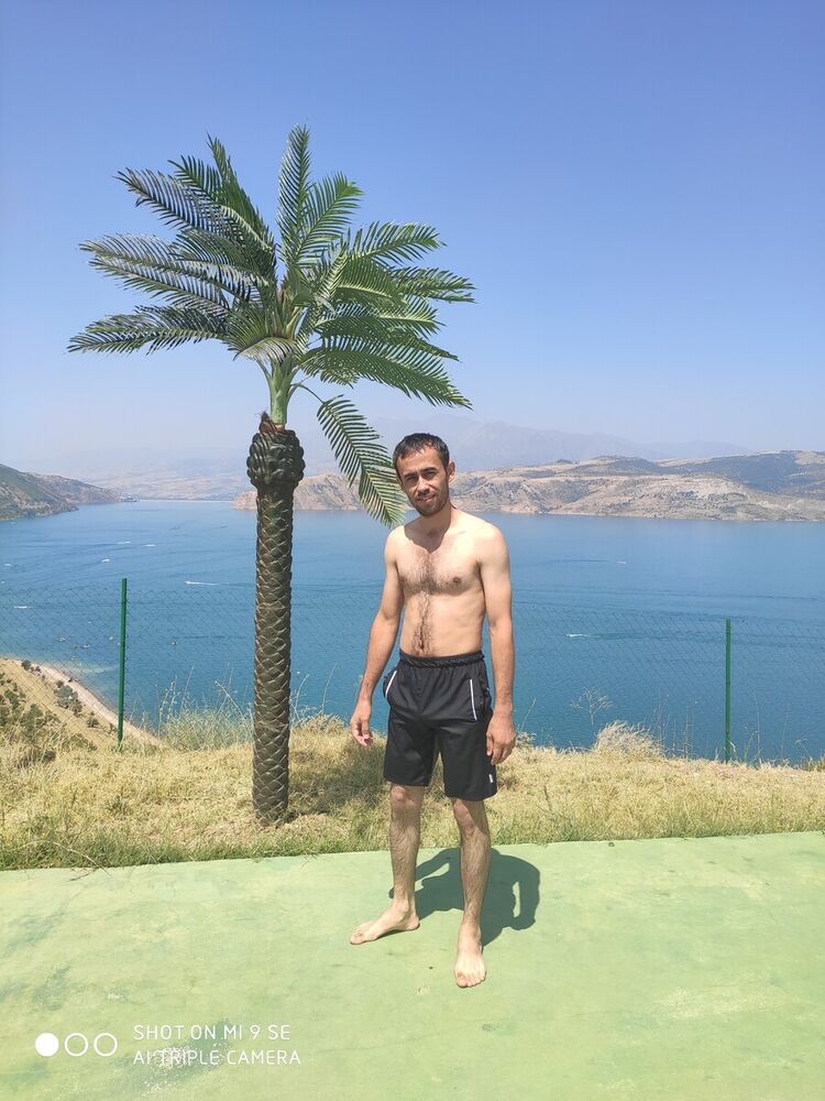  ,   Aziz, 39 ,   ,   , c 