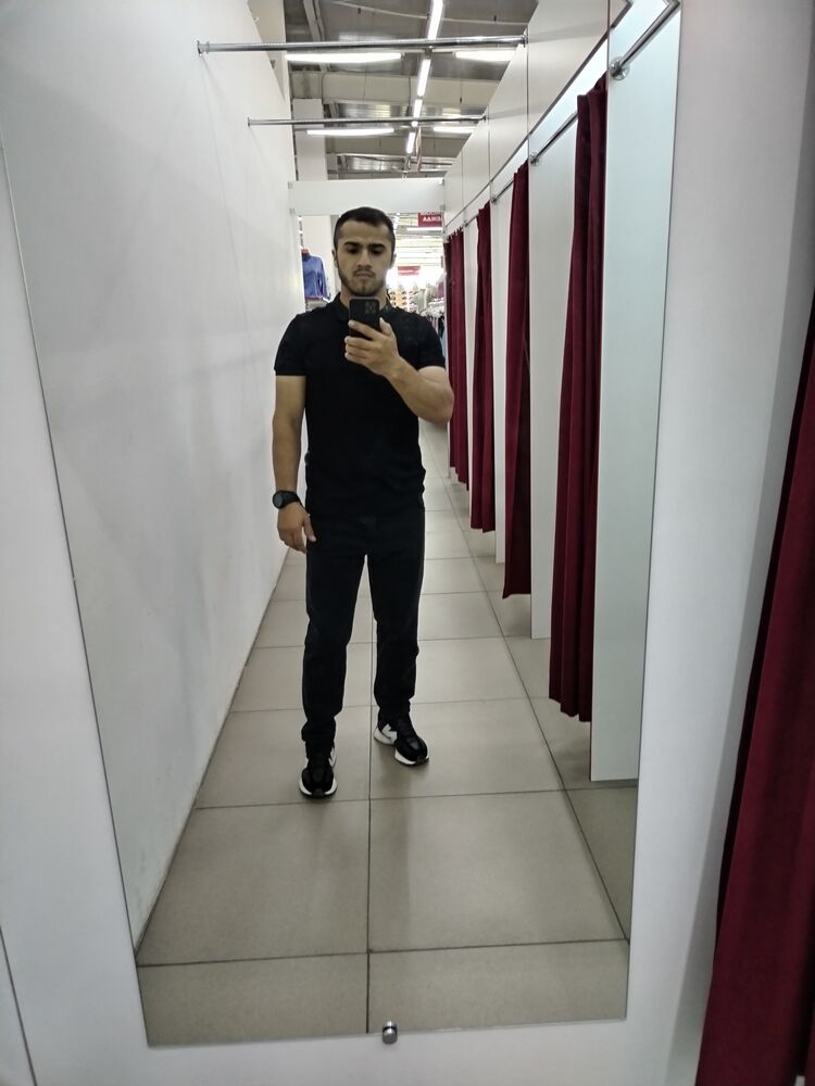  45947981  , 22 ,    