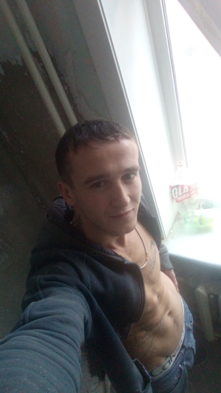  30871881  Vovan, 27 ,    