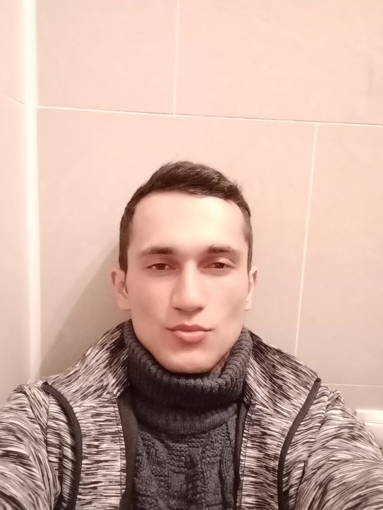  15619531  Alexandr, 37 ,    
