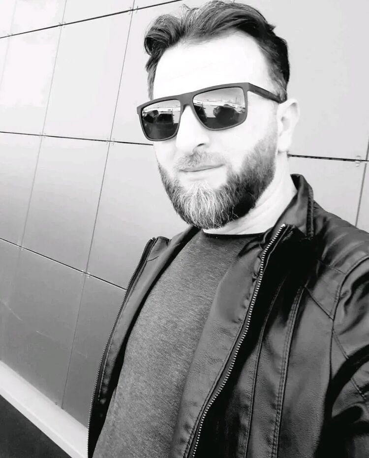  45460871  , 42 ,    